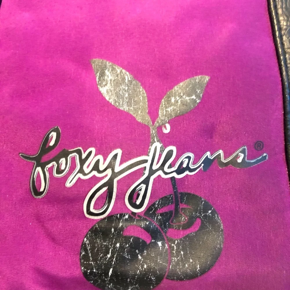 Foxy jeans duffle/carry all bag - Picture 4 of 8